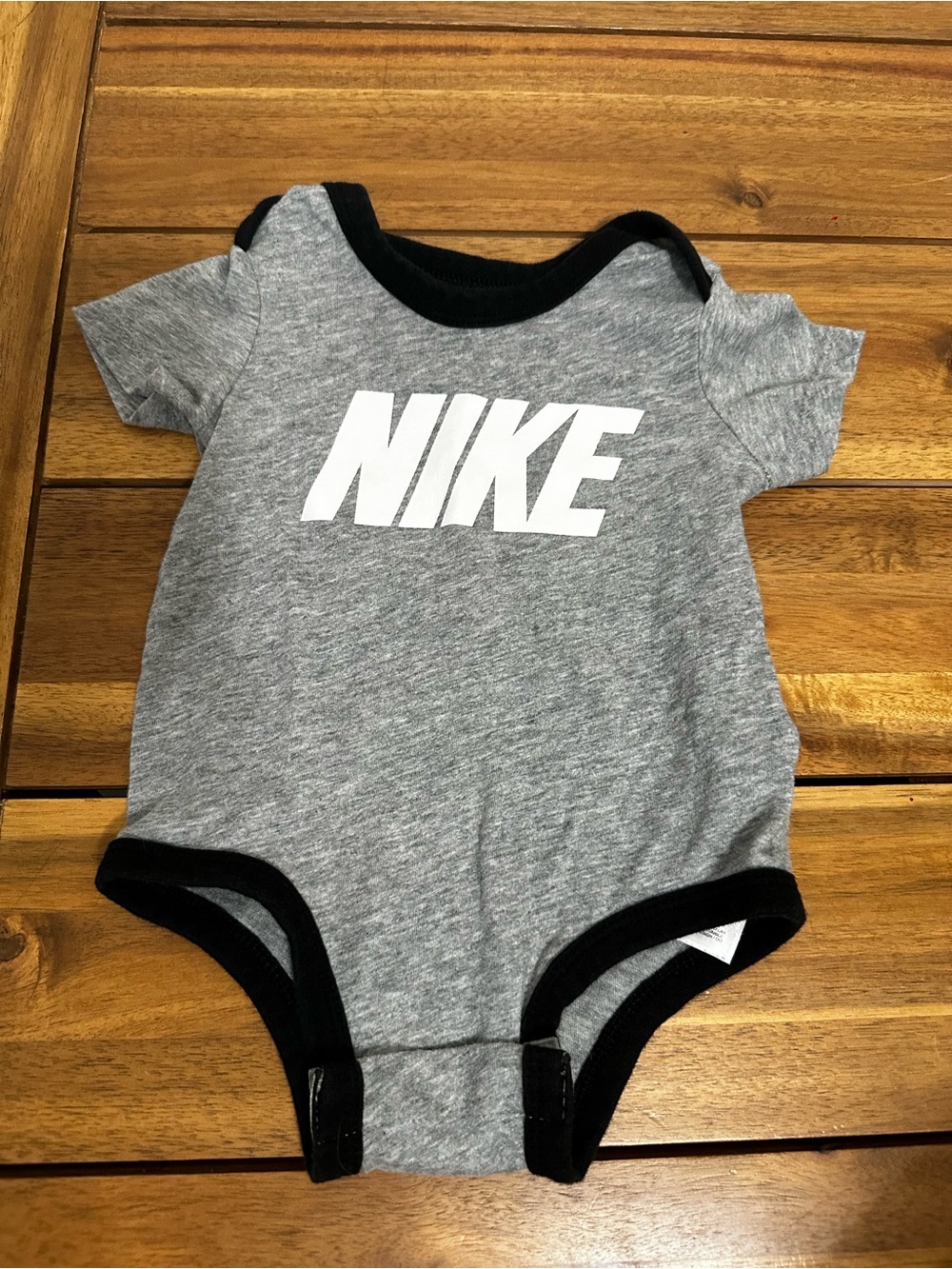 Nike Gray & Black Infant One-Piece Nike logo onesie size 9m